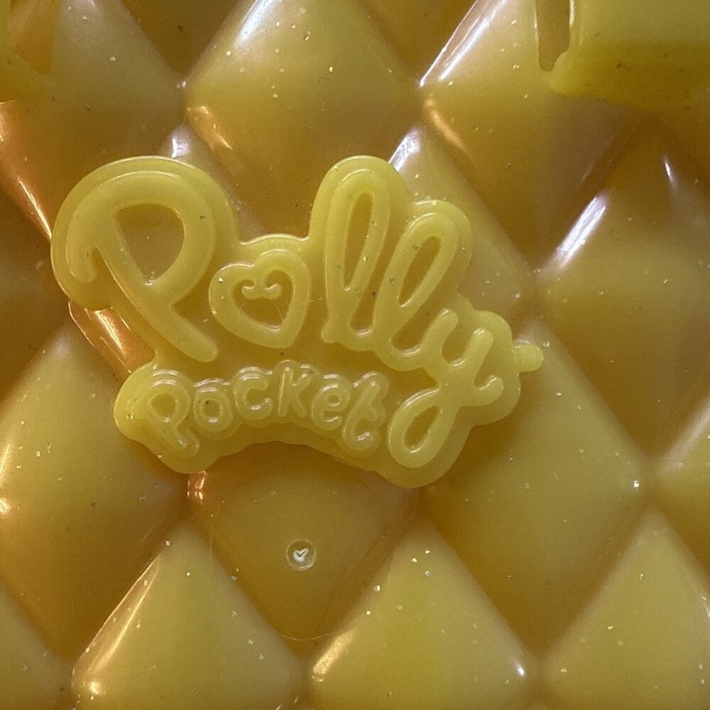 Mattel Polly Pocket Tropicool Pineapple Wearable Purse Compact 2020 - Picture 7 of 10